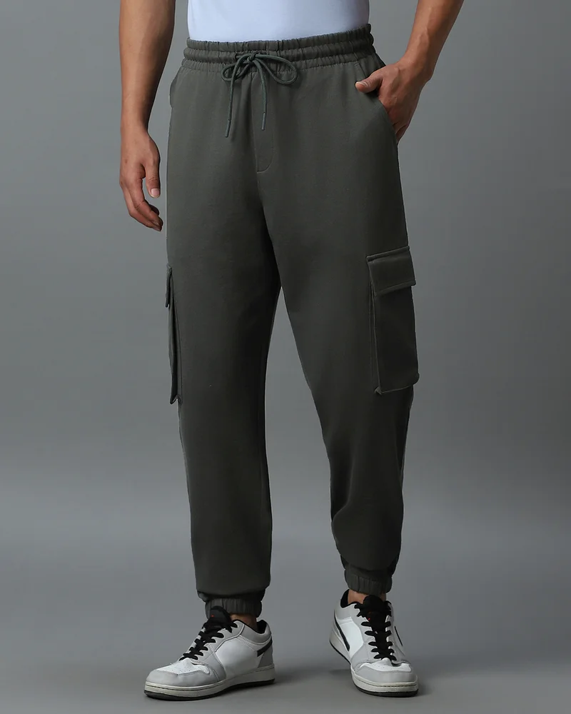 بيواكوف Men's Grey Oversized Cargo Warm Joggers